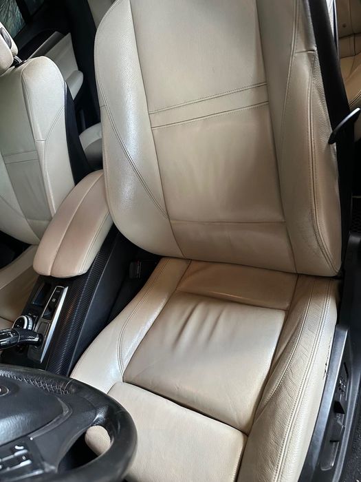 Салон BMW X6 білий