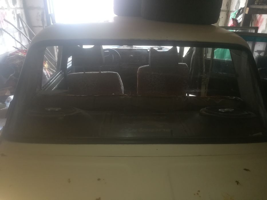 Продам Стекло заднее Ваз 2101-07