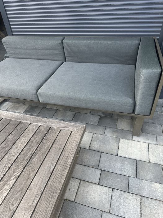 Meble ogrodowe, sofa i stolik Doram design. Cena nowego 11 tysiecy zl