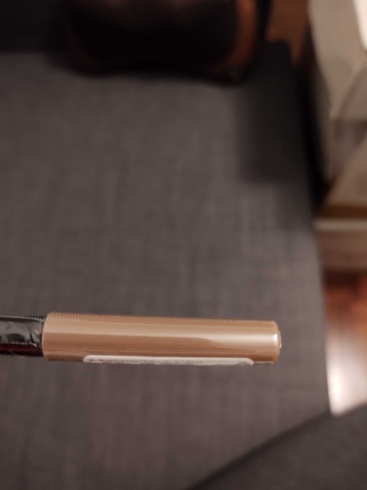Lapis Labios SKINERIE