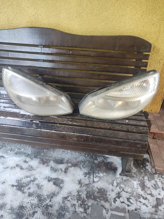 Фари Рено сценік 2