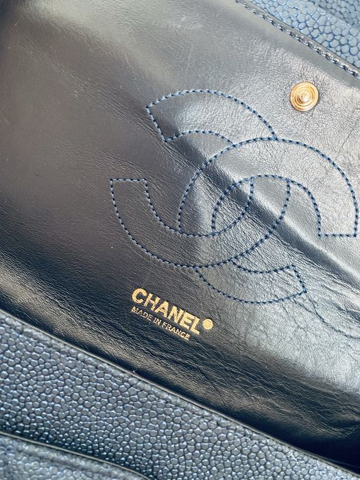 Сумка Шанель ікра  CHANEL Classic Double Flap Bag — Blue Iridescent