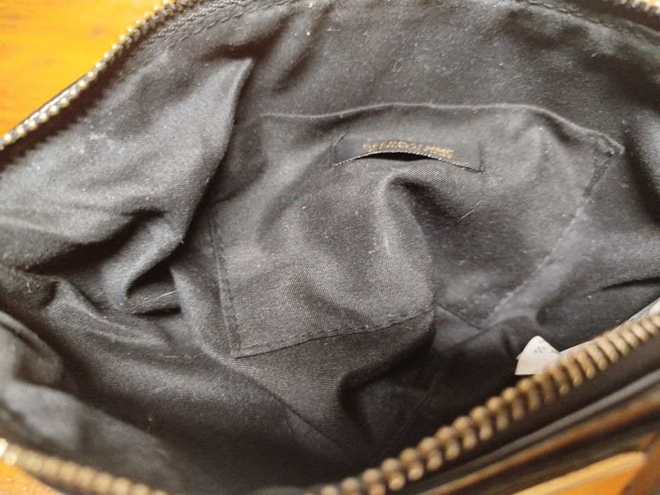 Bolsa de mão com fecho