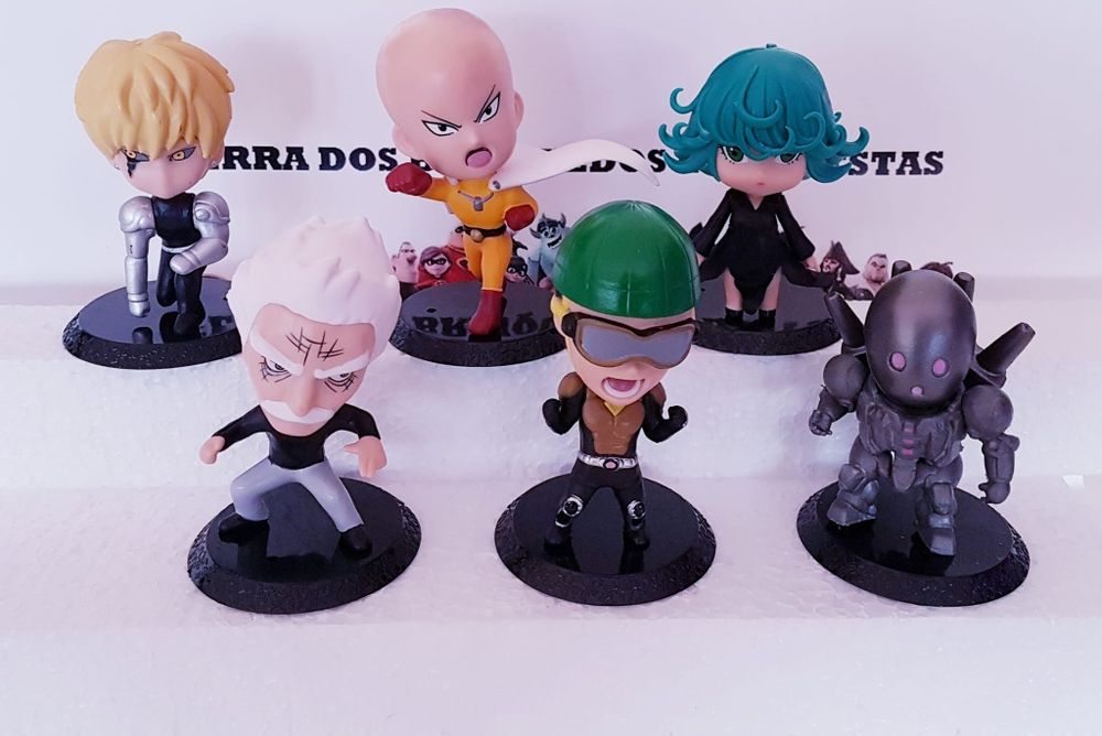 Conjunto 6 ocs One-Punch Man (Portes Incluidos)