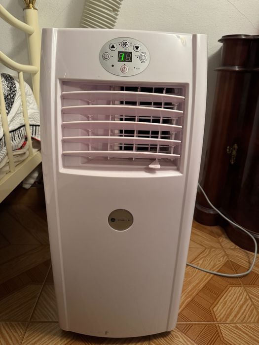 Mobile air conditioner