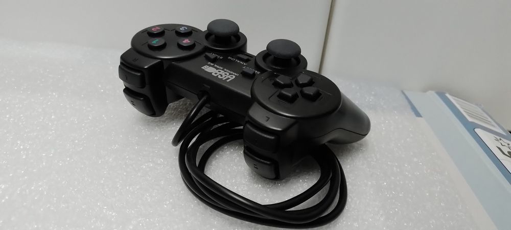 Comando gamepad USB com analógicos- novo