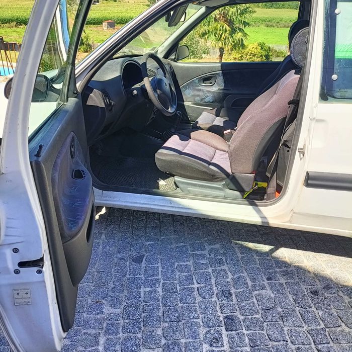 Vendo Citroen Saxo diesel comercial