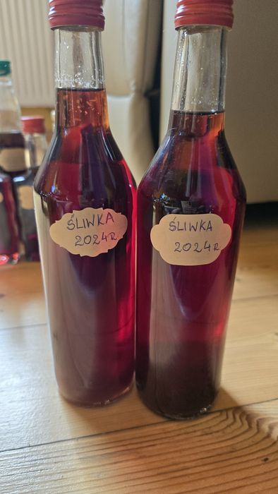 Śliwka węgierka. 500ml. Korzenna. Napój