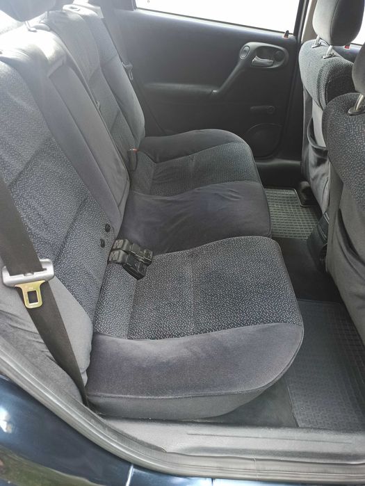 Opel Vectra 1.8 бензин 2000р.