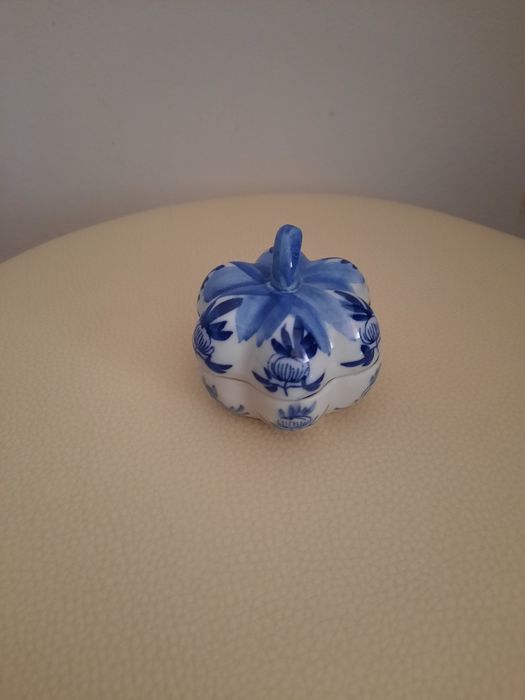 Guarda joias miniatura