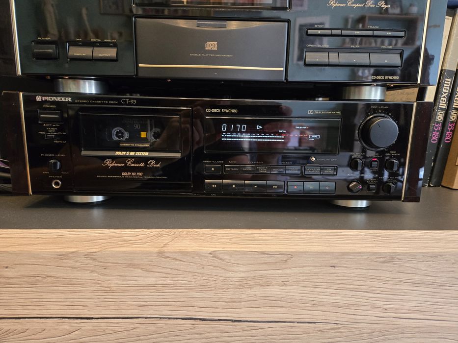 Pioneer CT-93 magnetofon