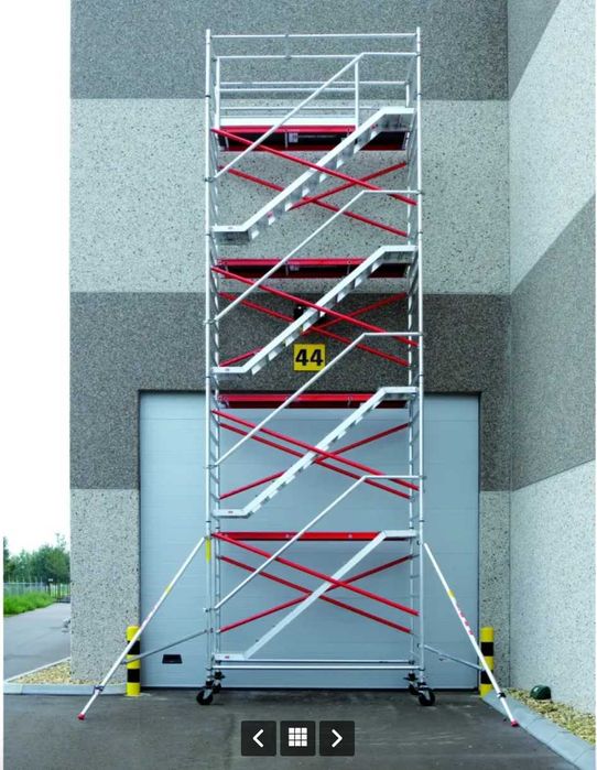 Rusztowanie jezdne, aluminiowe ze schodami - Altrex 5300 - Nowe