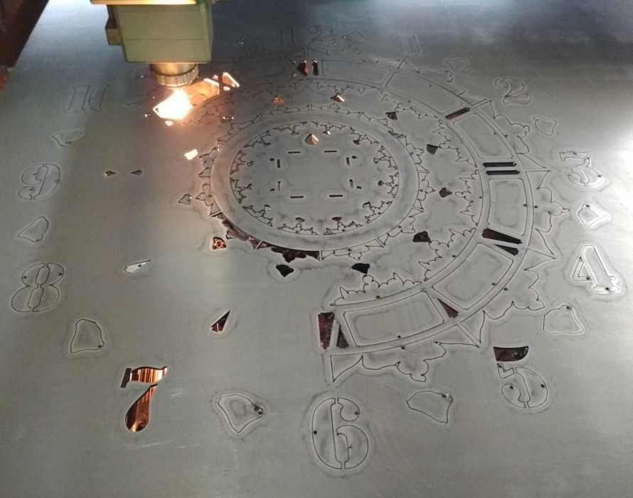 Лазерна різка листового металу Лазерная резка листового металла - Інші ...