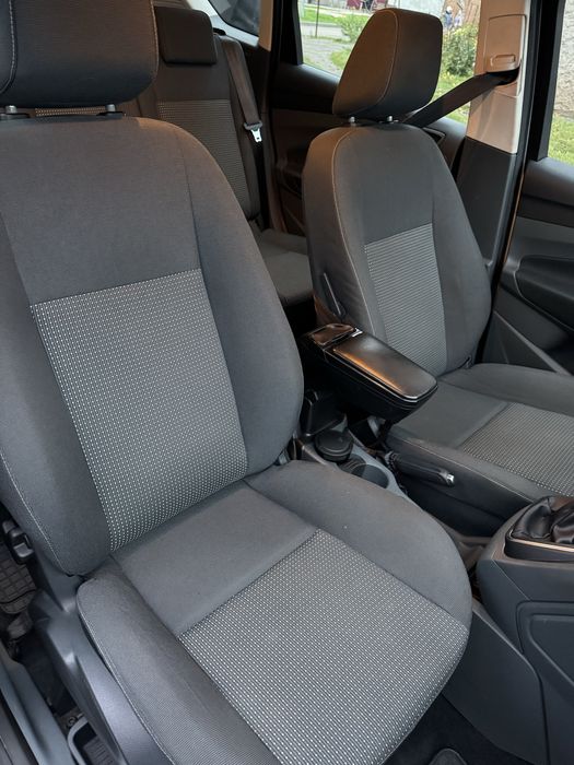 Продам Ford C-Max 1.0 63тыс пробега