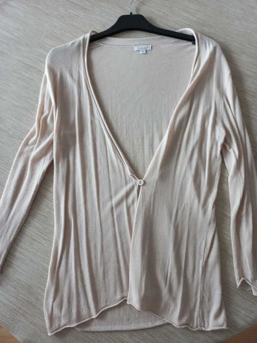 sweter beż  rozm.M   45zł