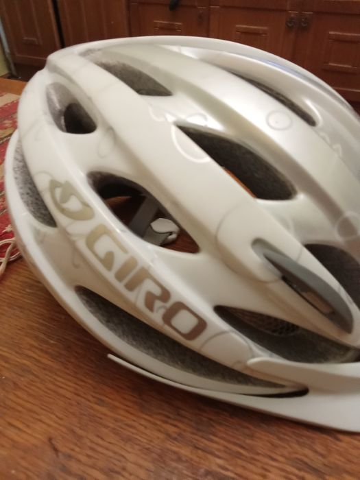 Шлем велосипедний GIRO