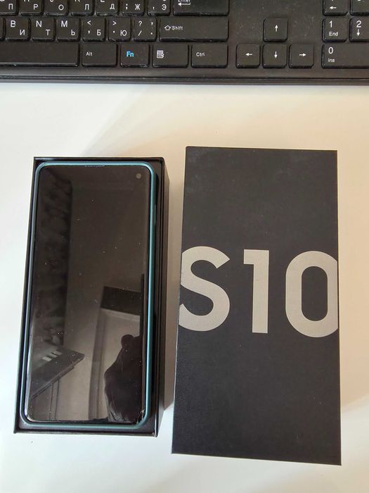 Продам Samcung Galaxy S10