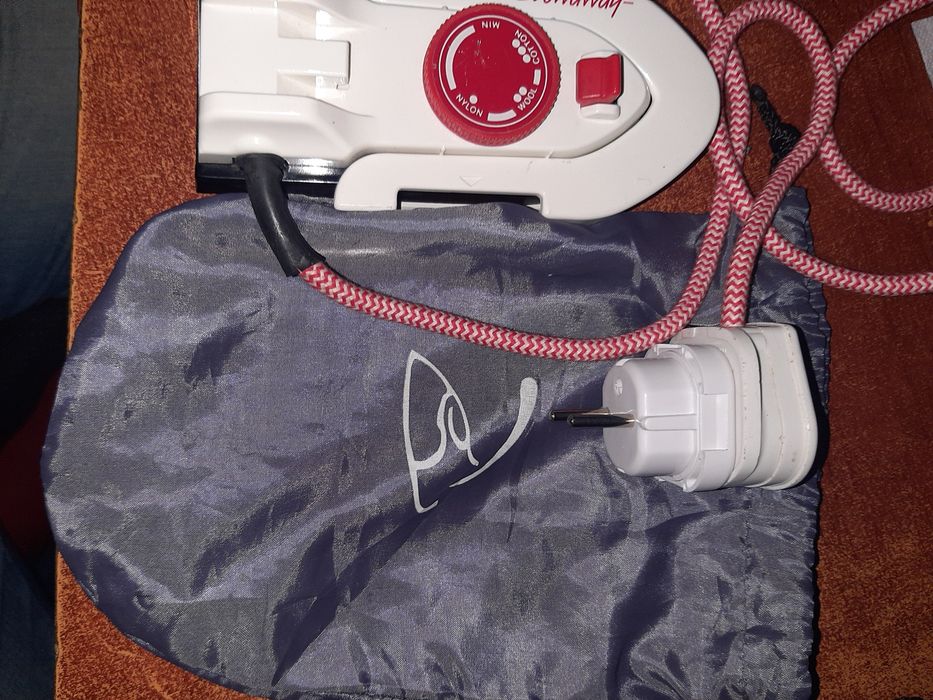 Żelazko turystyczne Black & Decker