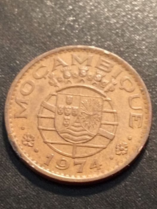 Moeda de 50 centavos -  Moçambique 1974 - Bronze - Soberba