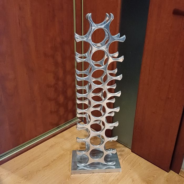 Aluminiowy stojak na wino KARE DESIGN