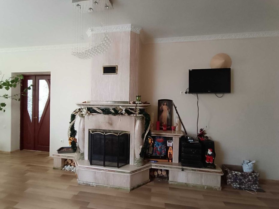 Продаж будинку з сонячними панелями, район школи №2, м. Дрогобич!