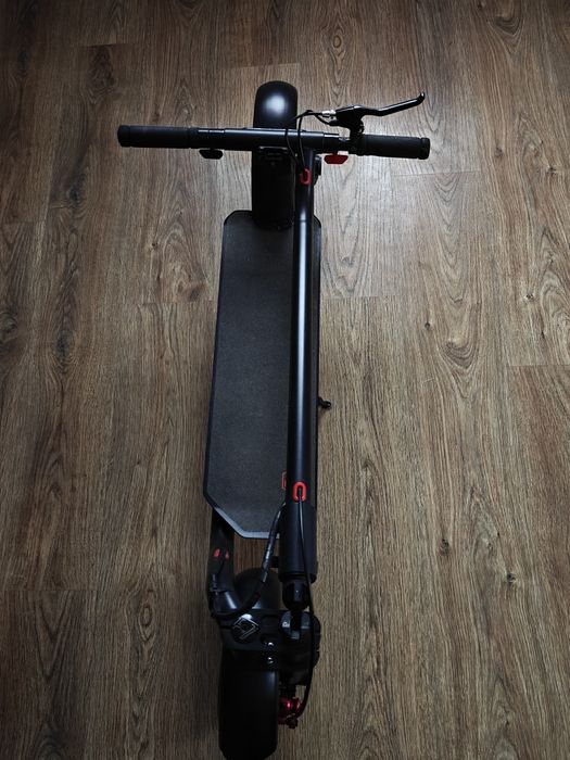 Продам електросамокат maxter tео max