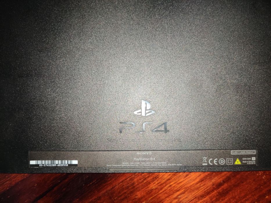 PS4 Sony 1 TB formatada
