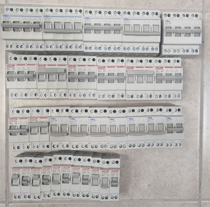 Перемикач навантаження рубильник  40-125А АВР