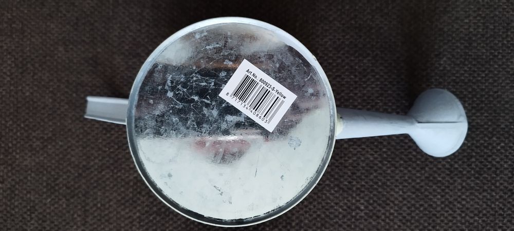 Osłonka metalowa. Konewka. Nowe