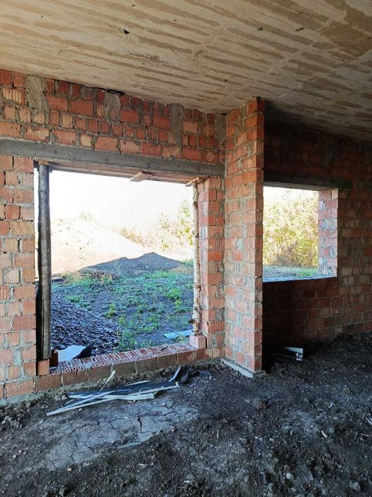 Продаж будинку у Великому Кучурові