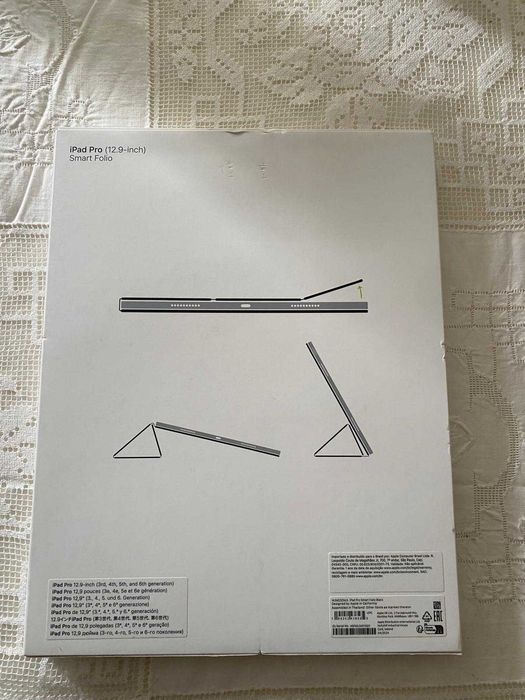 Smart Folio Apple p/ iPad Pro 13" - Nova / Original
