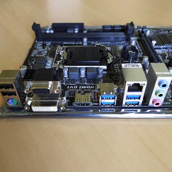 Материнская плата Gigabyte GA-H87M-HD3