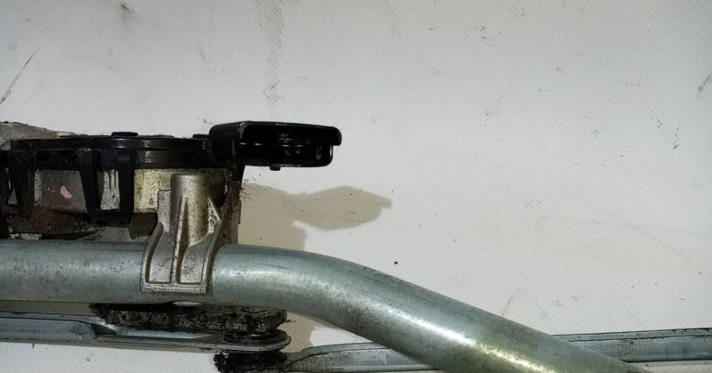 Motor limpa vidros frente RENAULT Megane III (BZ0_)