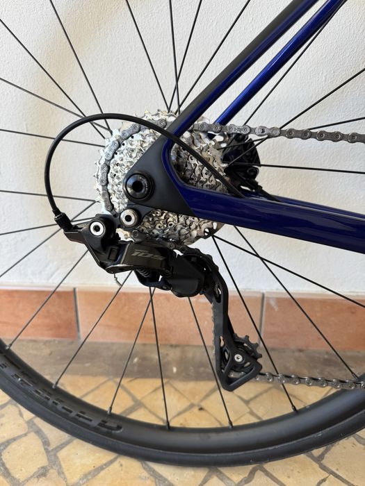 Trek Madone SL 5 Gen 8 - Carbono | Shimano 105 | ano 2025