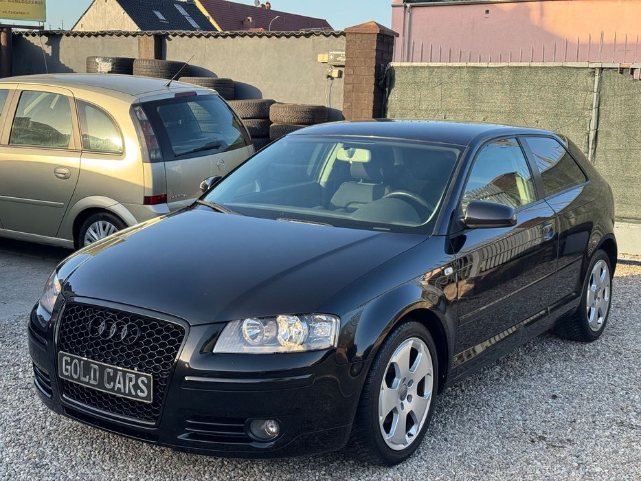 Audi A3 3-drzwiowe Audi A3 1.6 MPI Automat
