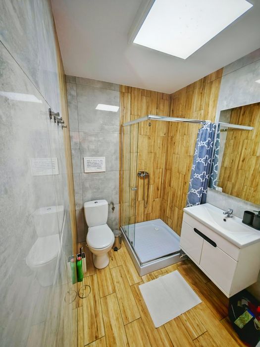 Domki CAŁOROCZNE nad jeziorem -BALIA z Jacuzzi, PLAŻA, Pomost, SAUNA