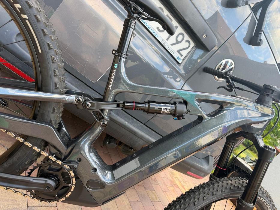 Bianchi e-Vertic FX Carbon