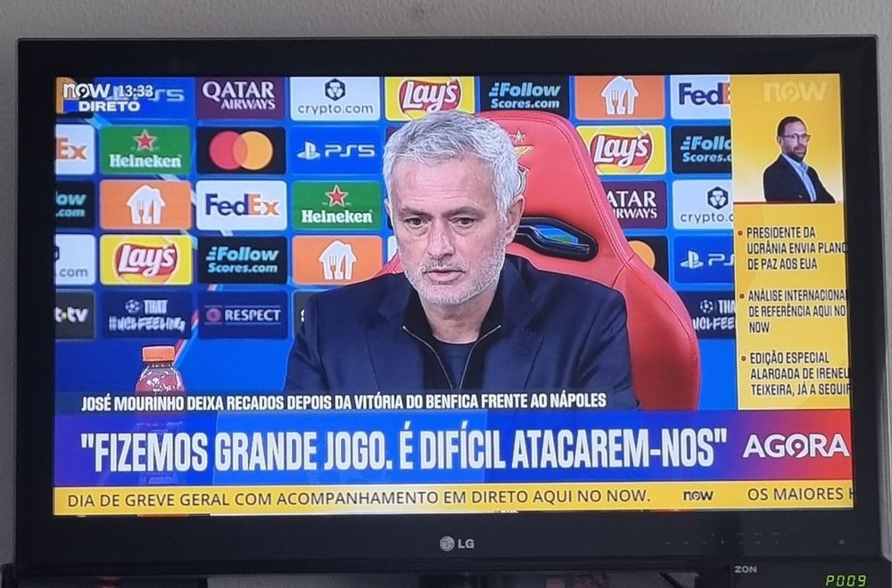 TV LED-LCD Full HD 37" (94 cm) — TruMotion 100Hz | Som Dolby