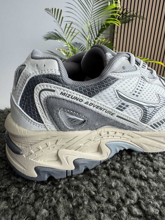 Кросівки: Mizuno Adventure (42-45рр)