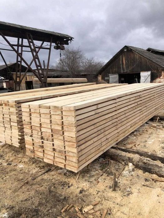 Пиломатеріали Дошка 120*30*6м (лат, кроква, брус, рейка) є доставка
