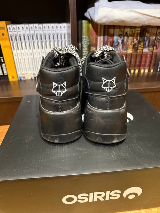 Кроссовки Naked Wolf