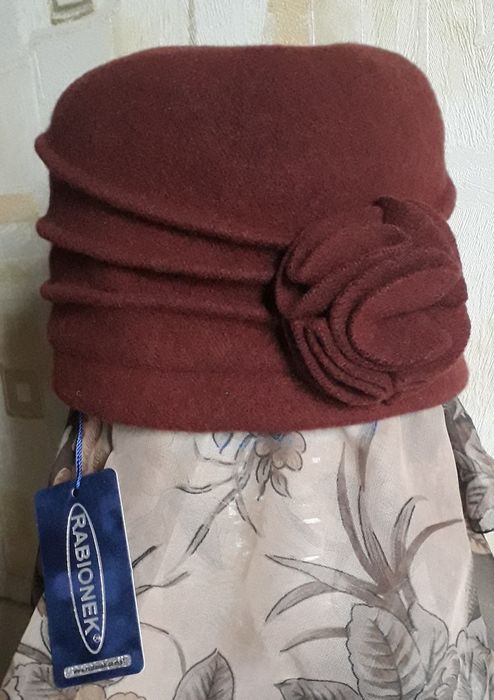 Головной убор женский