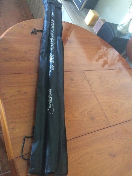 Cana de pesca Stream Surf e carreto Daiwa jupiter 5500 (mar)