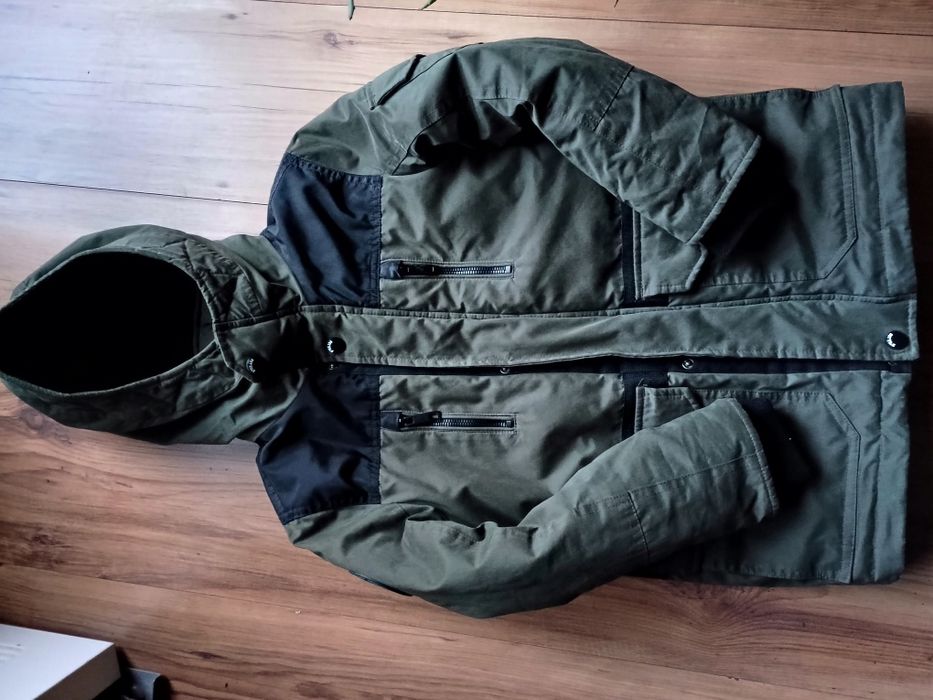 Kurtka chłopięca zimowa r.128/134 C&A