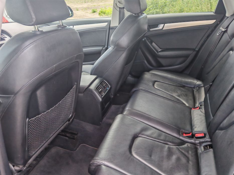 Audi A4 B8 quattro 2.0 tfsi S-Line 211km
