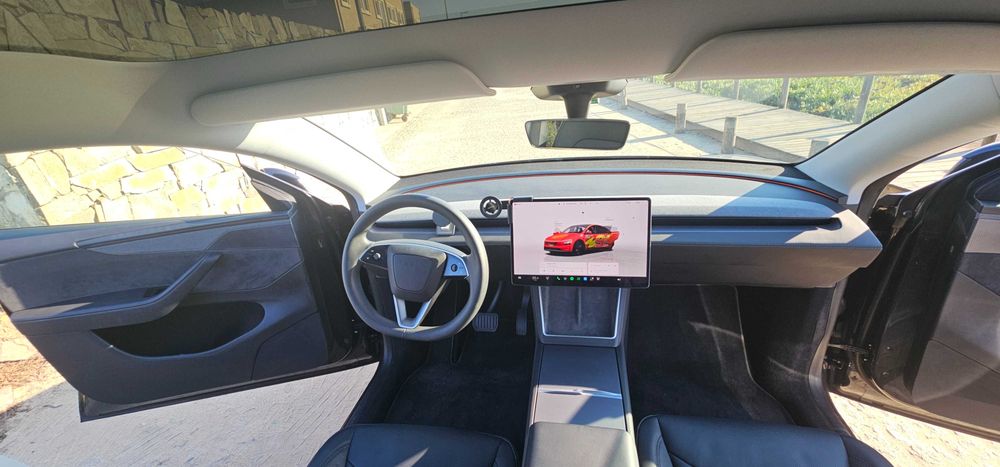 Tesla Model Y Premium LR Dual Motor - Juniper 2025