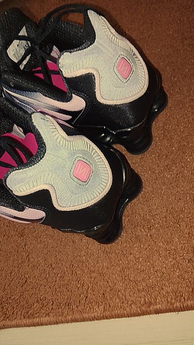 Sprzedam buty shox