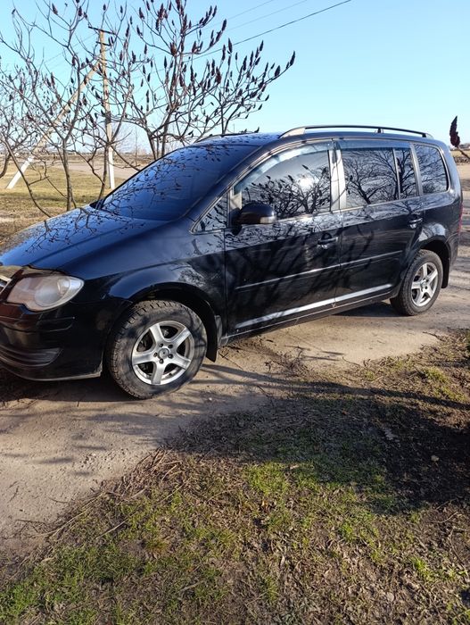 Продам Volkswagen Touran