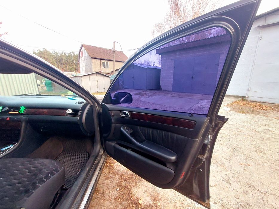 Продам авто Audi A6  2.4л  Автомат. Газ/бензин. Сів і поїхав!
