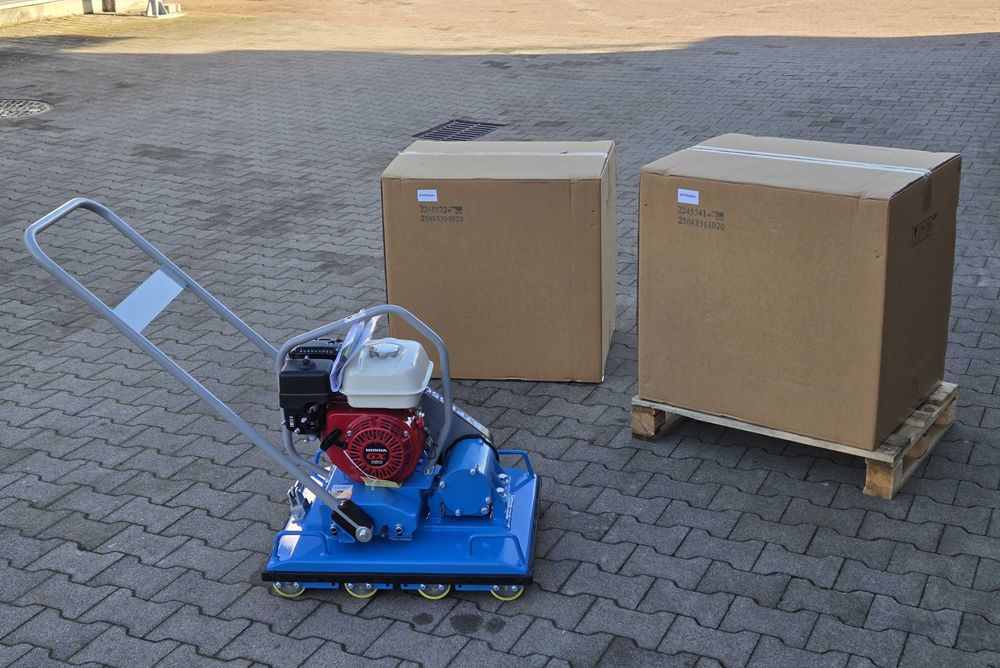 Zagęszczarka Rolkowa Beton Trowel BTPR550H Weber Wacker Ammann